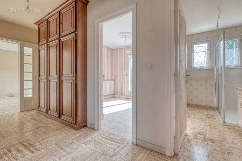 Maison à NANTEUIL-LES-MEAUX