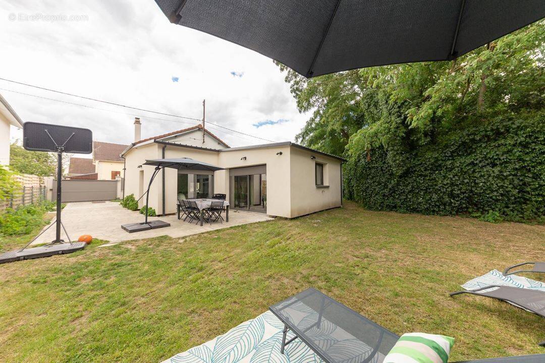 Maison à LE PLESSIS-BOUCHARD