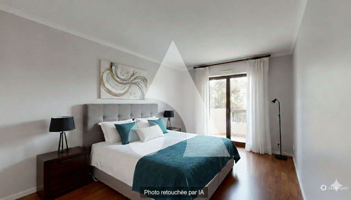 Appartement à LA GARENNE-COLOMBES