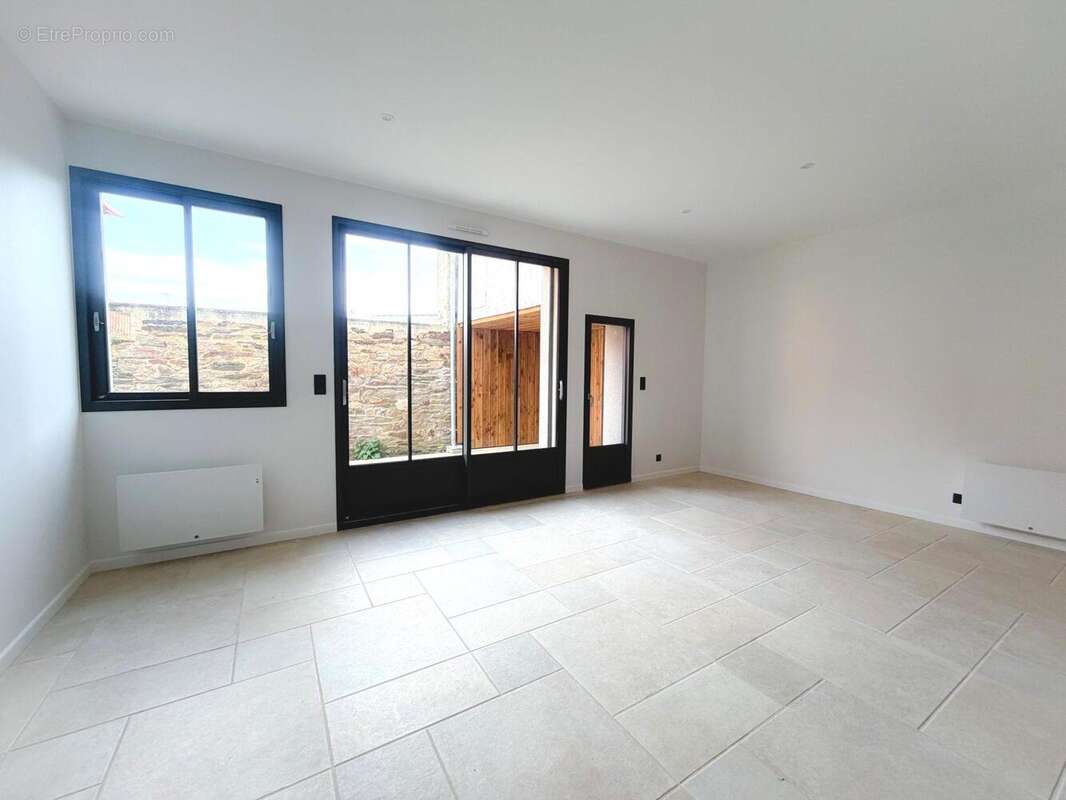 Appartement à BAIN-DE-BRETAGNE