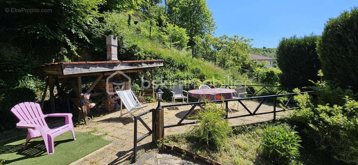 Terrain à BOURGOIN-JALLIEU