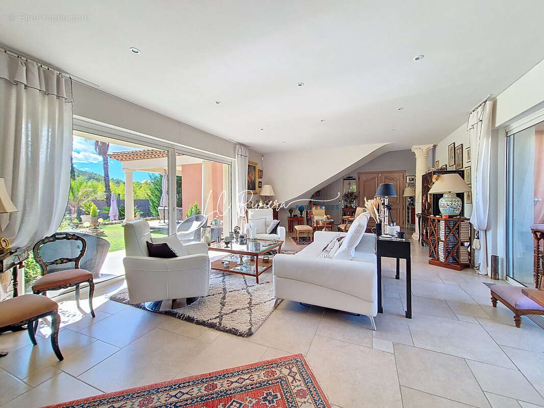 Maison à SAINT-RAPHAEL