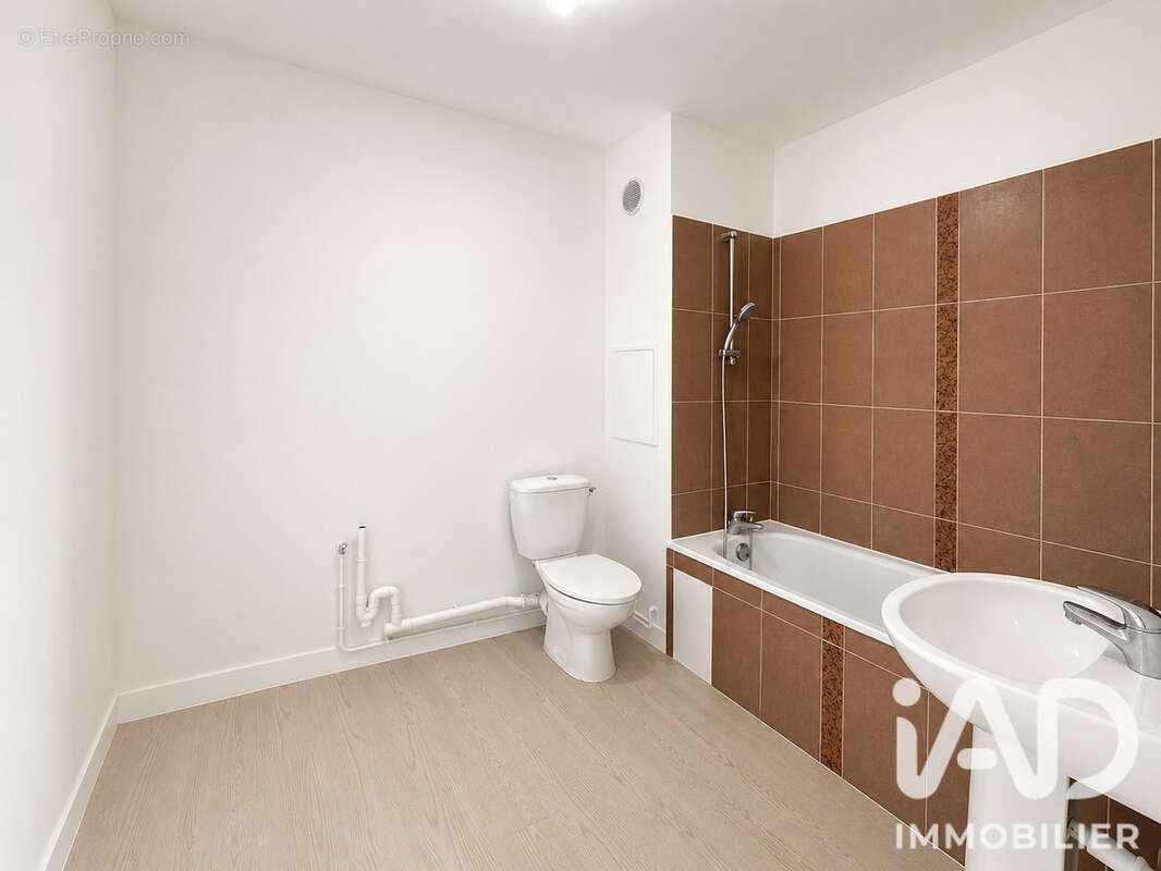 Photo 6 - Appartement à CORBEIL-ESSONNES