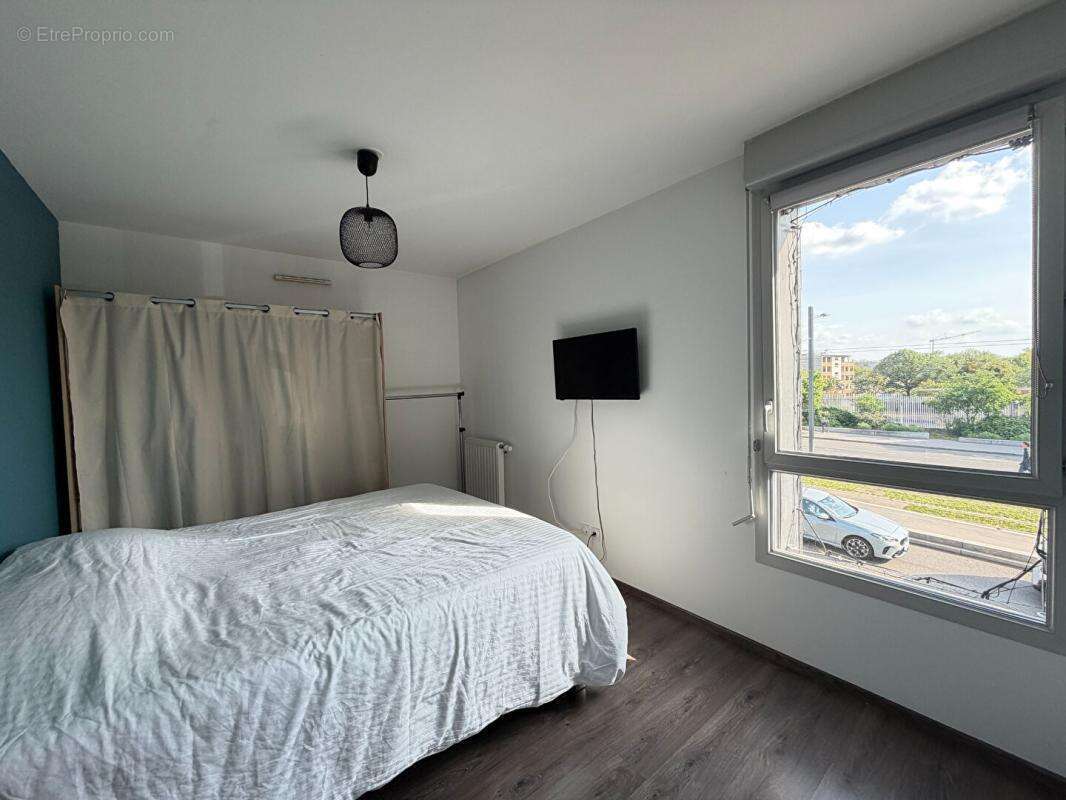 Appartement à LYON-8E