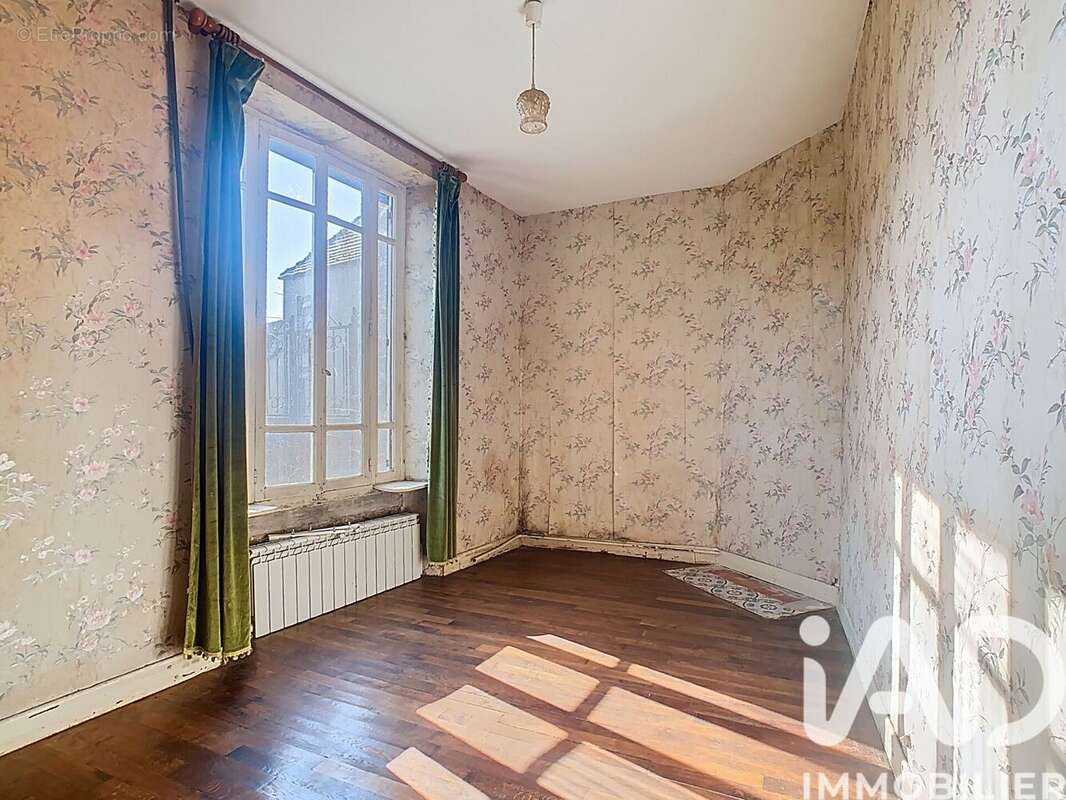 Maison 99 m² à Pleurs  - photo 5