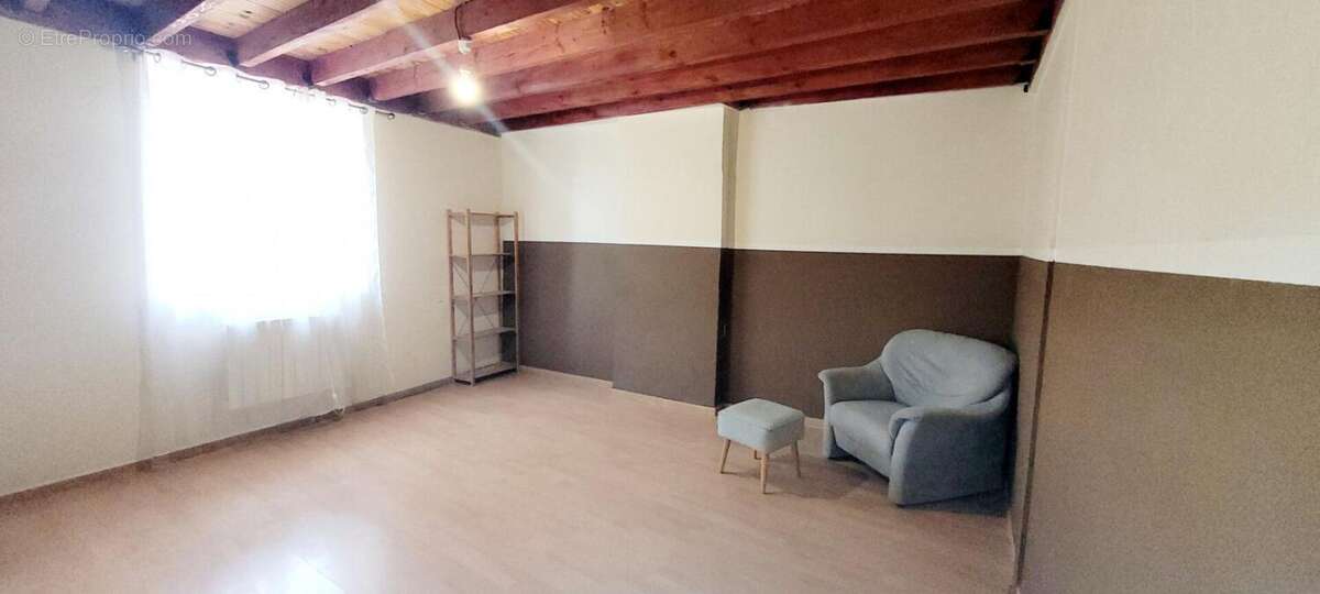 Maison à THEZAN-DES-CORBIERES