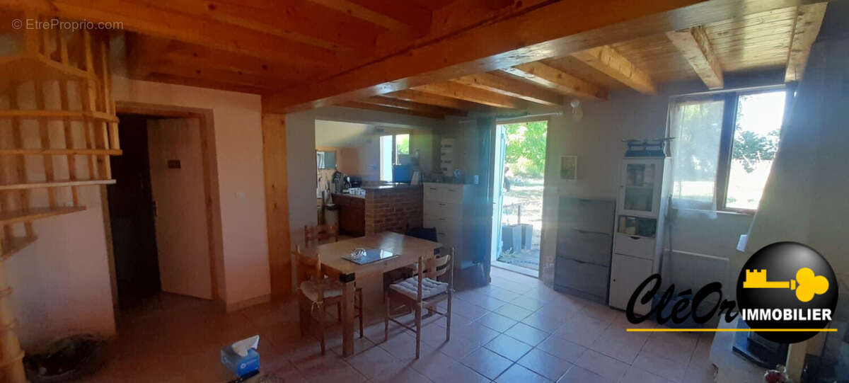 Maison 57 m² à Dampierre-En-Bresse  - photo 2