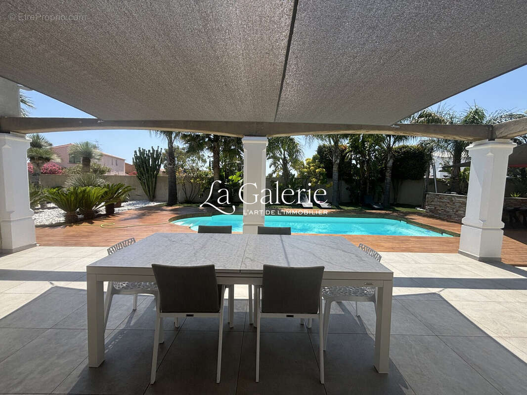 Maison à LA LONDE-LES-MAURES