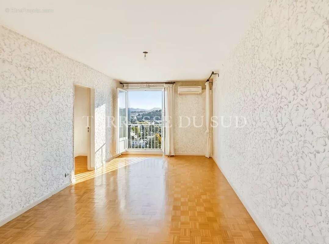 Appartement à MARSEILLE-13E