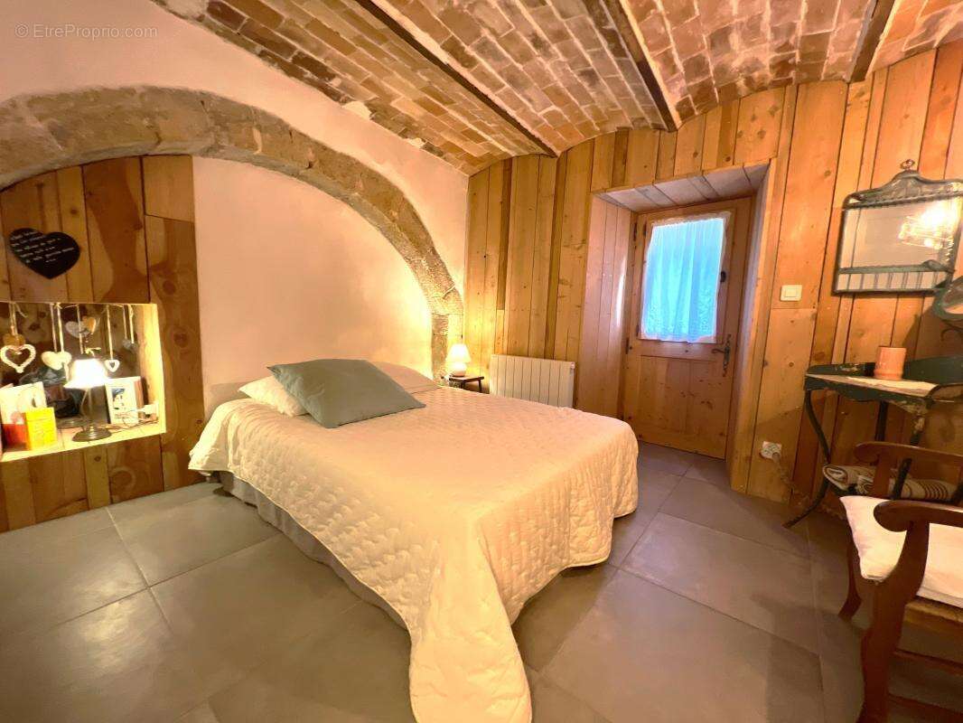 Maison de village avec Chambre d'hote et commerce - photo 9