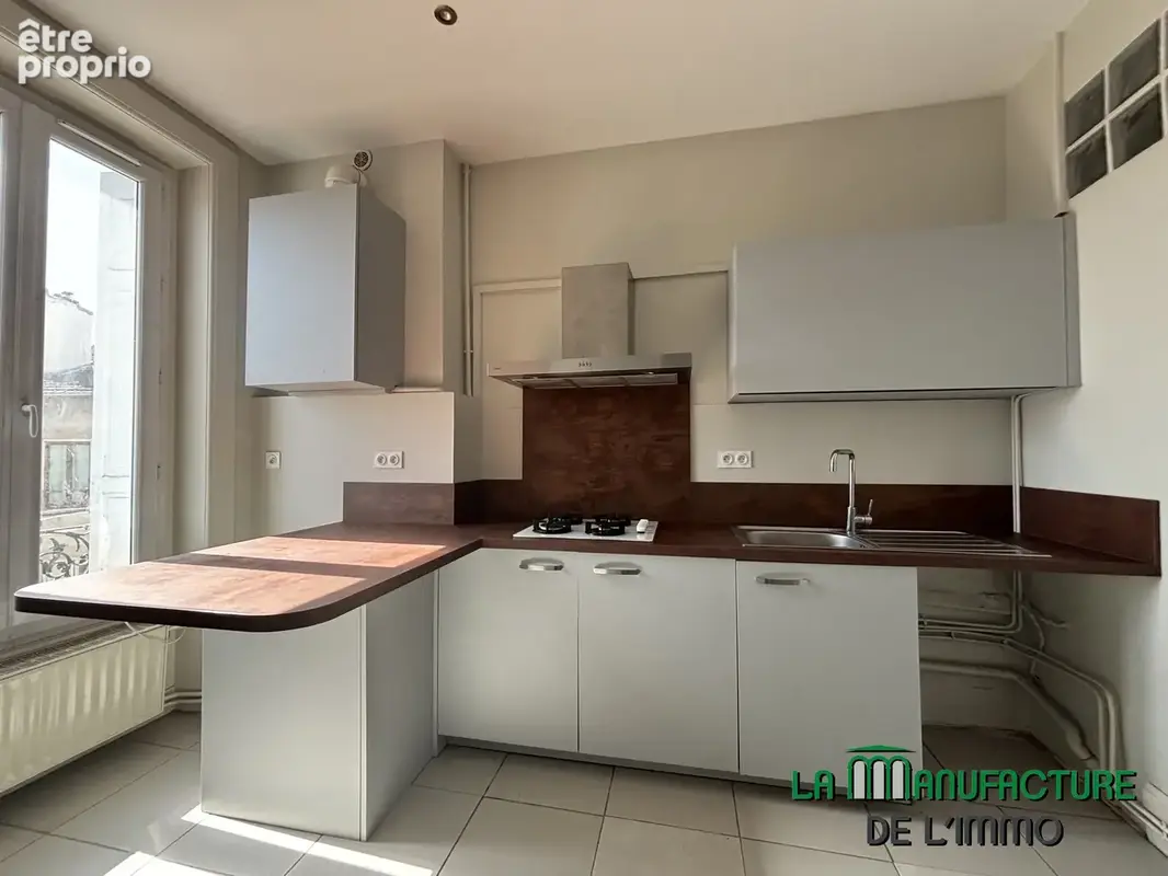 Saint etienne secteur cite du design carnot - t4 de 82.47 m2  - 3 chambres + 2 greniers + cave - photo 2