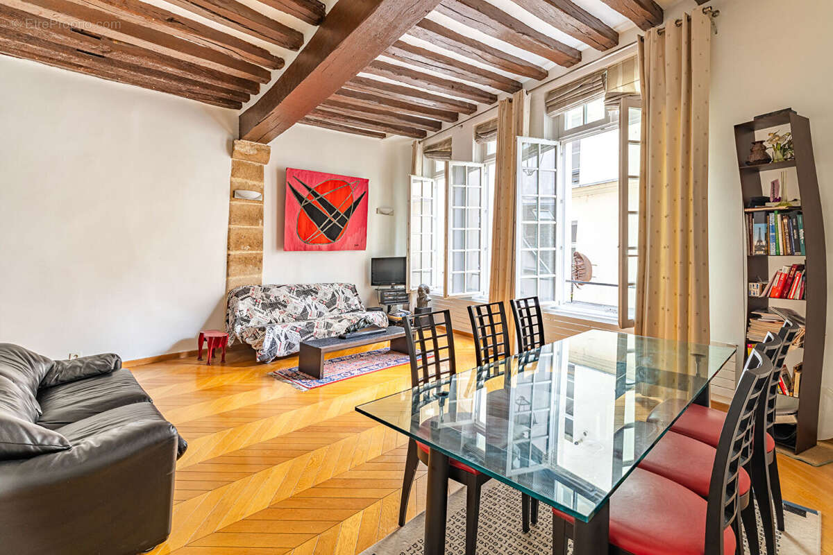 Appartement à PARIS-5E