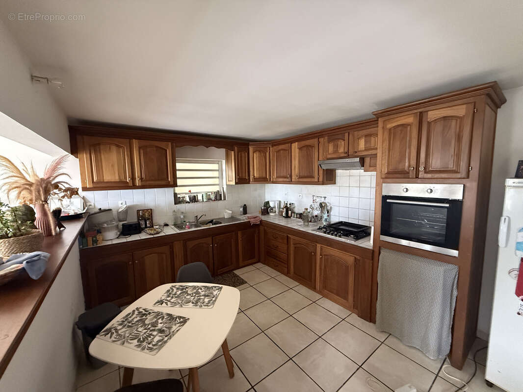 À vendre   appartement f3/4 de 98 m2 avec jardin à la saline les hauts  vendu loué - photo 3