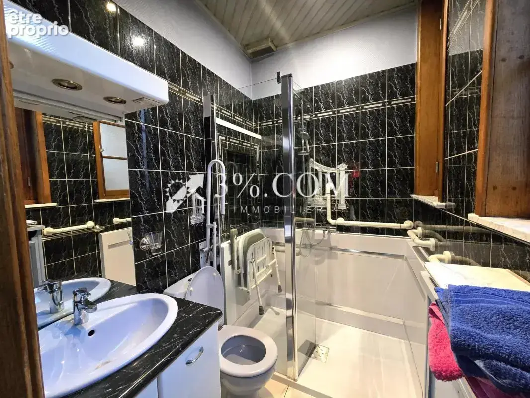 Maison 100 m2 + garage   centre-ville   habitation ou activi - photo 6