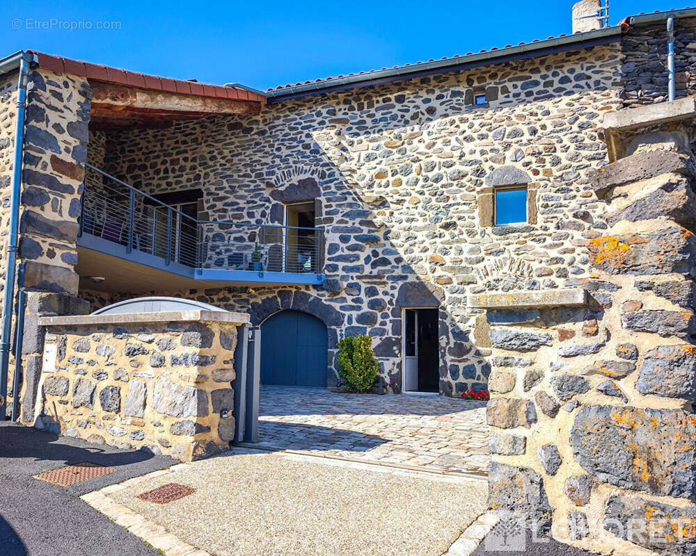 Maison à SAINT-VIDAL