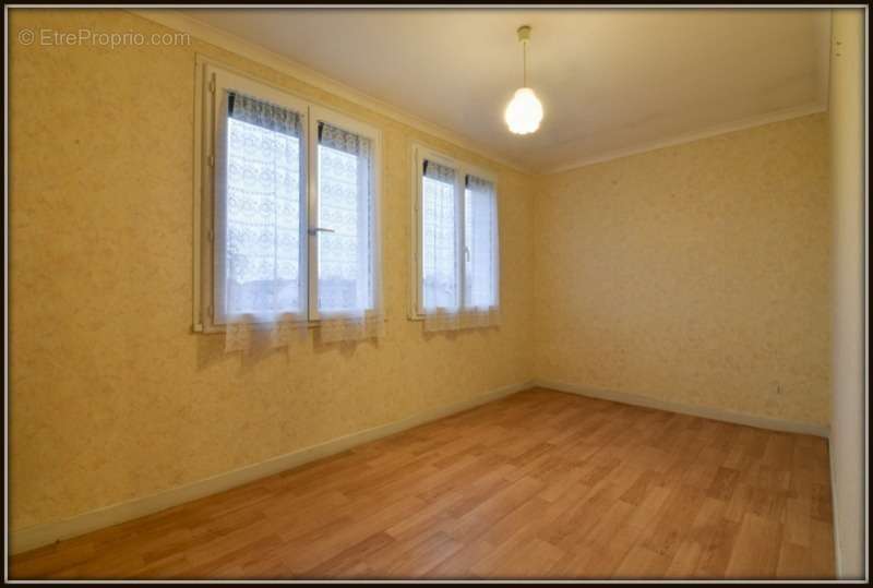 Maison à CHARENTON-DU-CHER