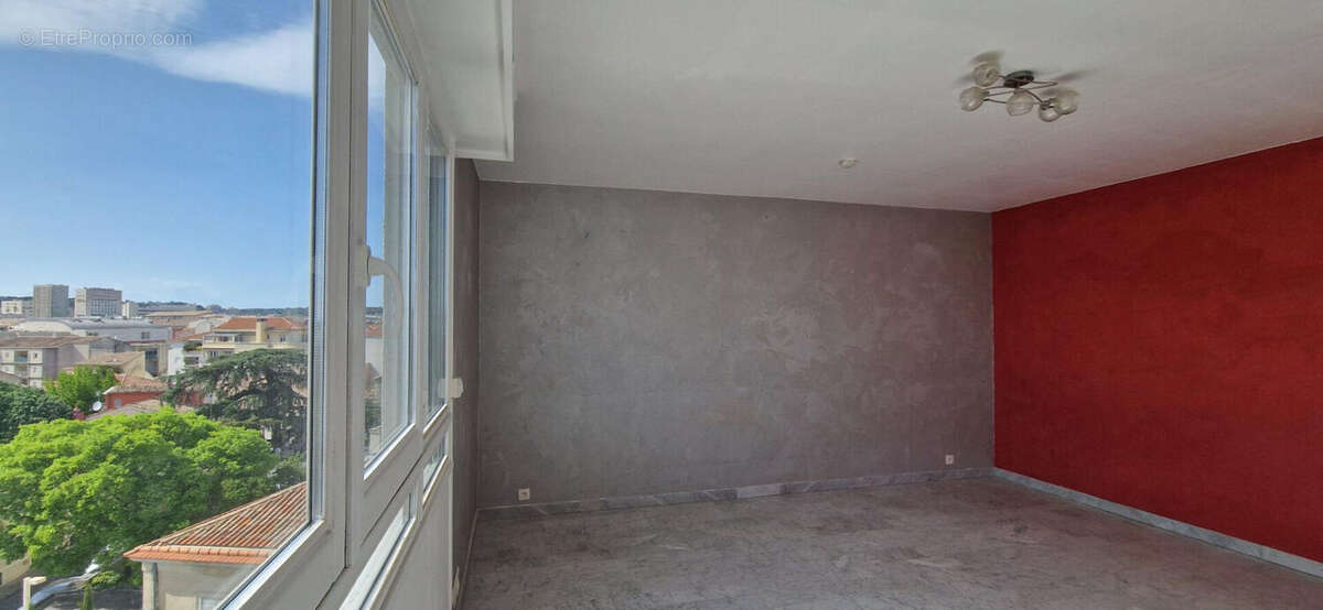 Appartement à NIMES