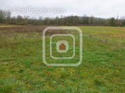 Terrain à VAILLY-SUR-AISNE