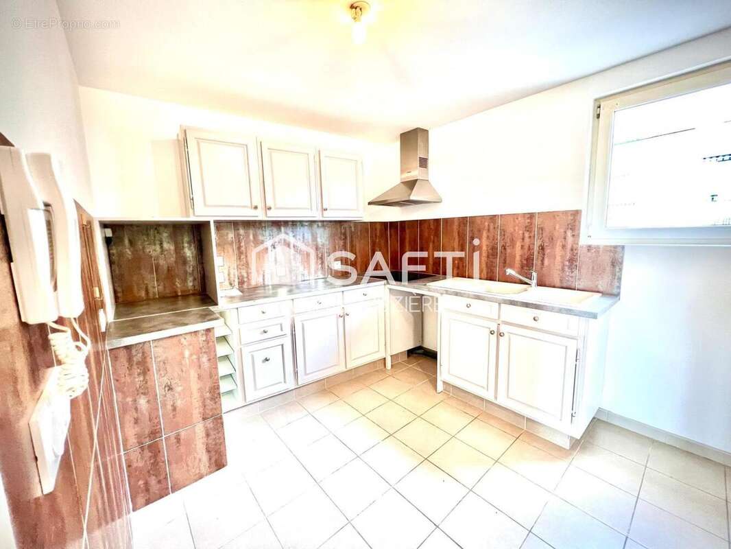 Photo 2 - Maison à SENS