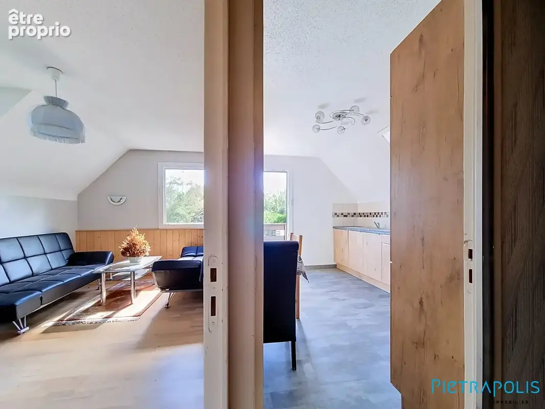 Appartement 3 pièces 60 m² à vendre à Crozet (01170) - photo 5