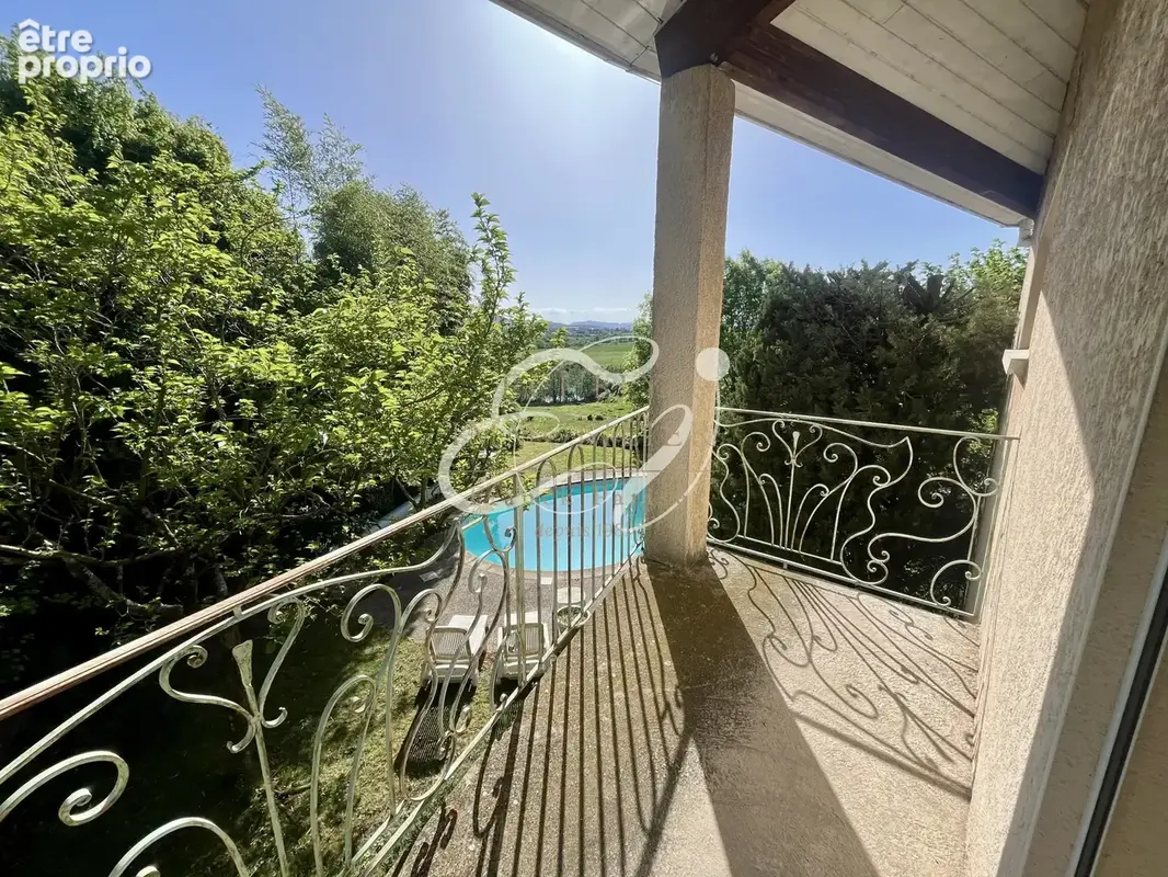Vente 69570 dardilly maison 200 m2 sur une parcelle de 1476 m2 avec piscine - photo 15