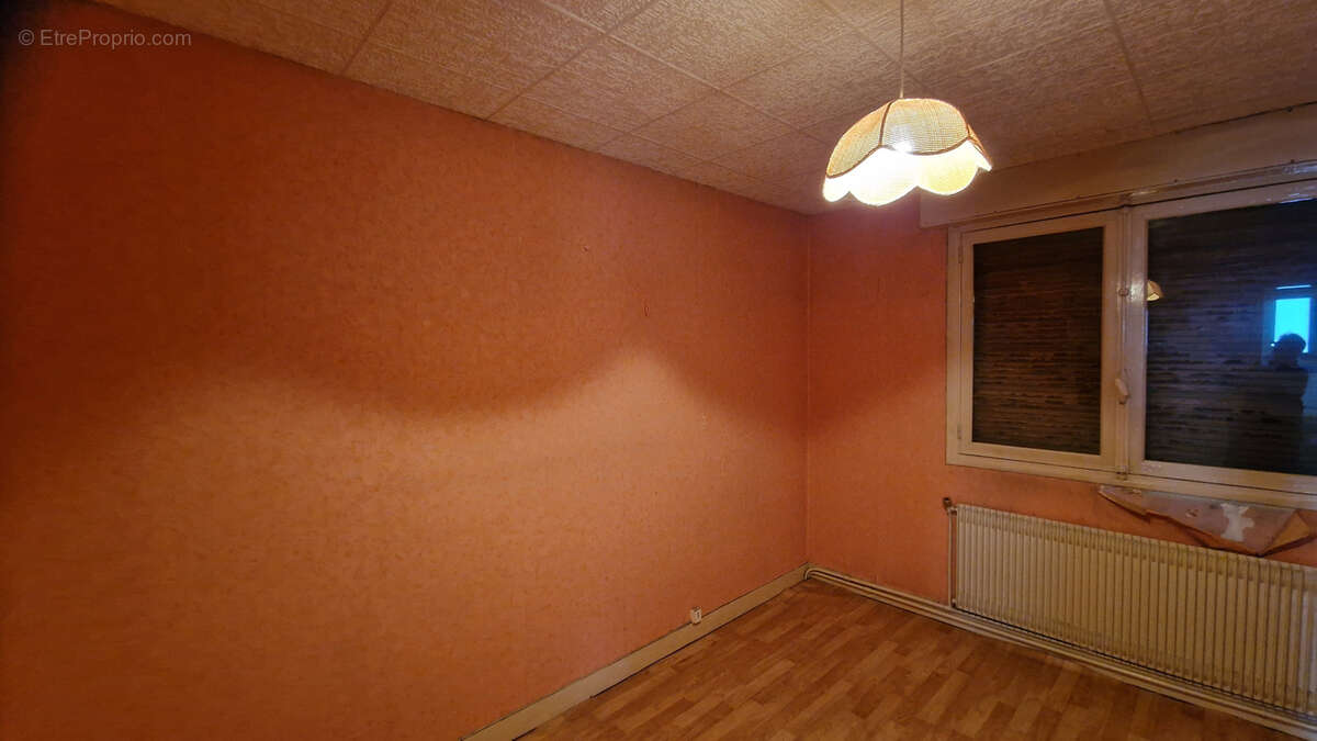 Amiens nord : maison t4 avec cave a renover - photo 11