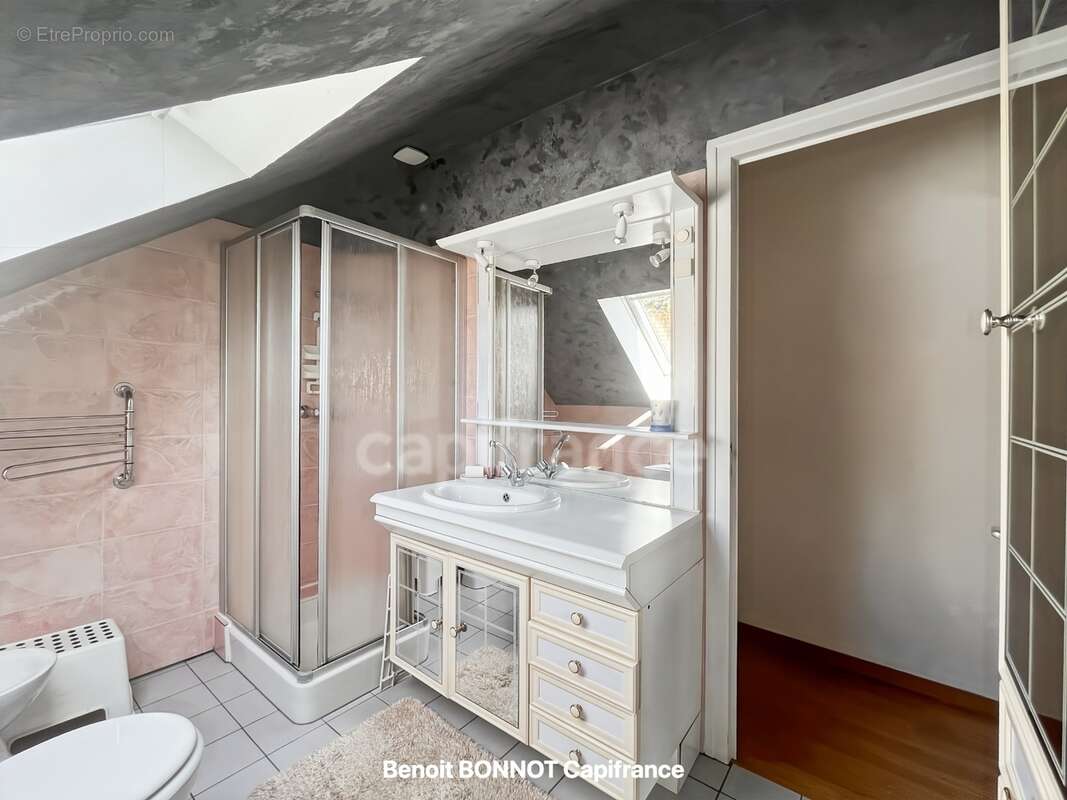 Concarneau – propriété de caractère sur plus d'un hectare avec dépendance de 134 m² - photo 11