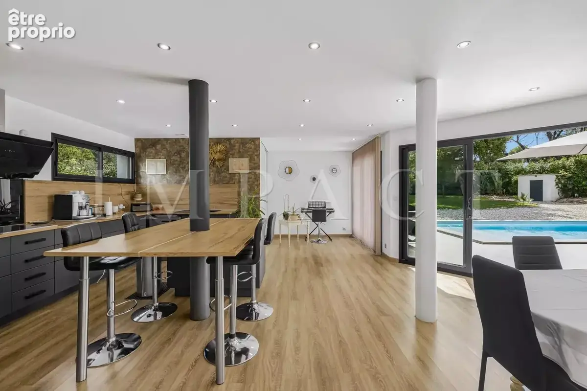 Mouans-Sartoux limite Mougins, Villa contemporaine de 220m2 avec piscine à vendre - photo 7