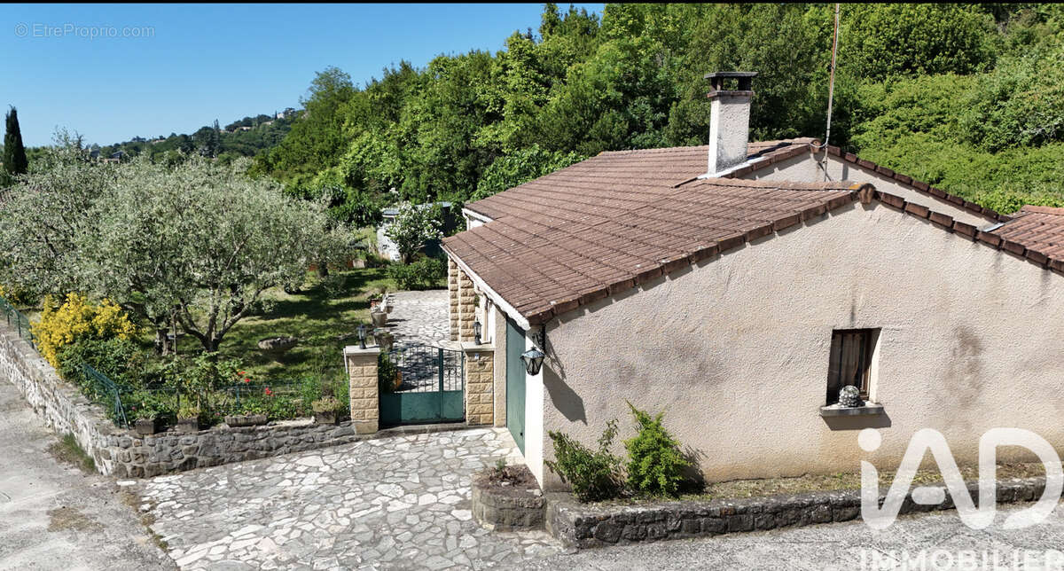 Photo 2 - Maison à SAINT-PRIVAT
