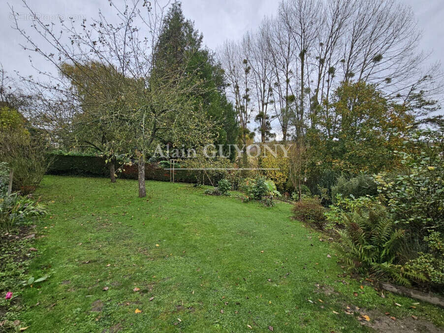 Maison à PONT-L&#039;EVEQUE