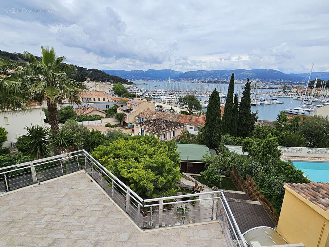 Maison à SAINT-MANDRIER-SUR-MER