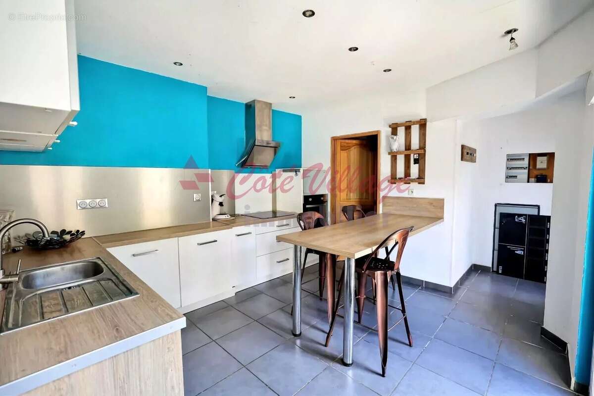 Maison à CUXAC-D&#039;AUDE