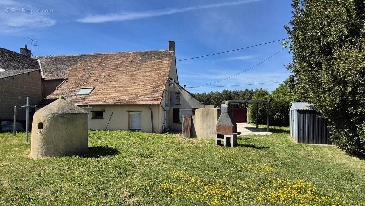 Maison à PARIGNE-LE-POLIN