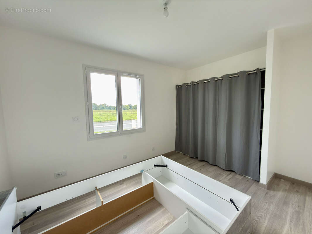 Maison à SAINT-ETIENNE-DU-BOIS