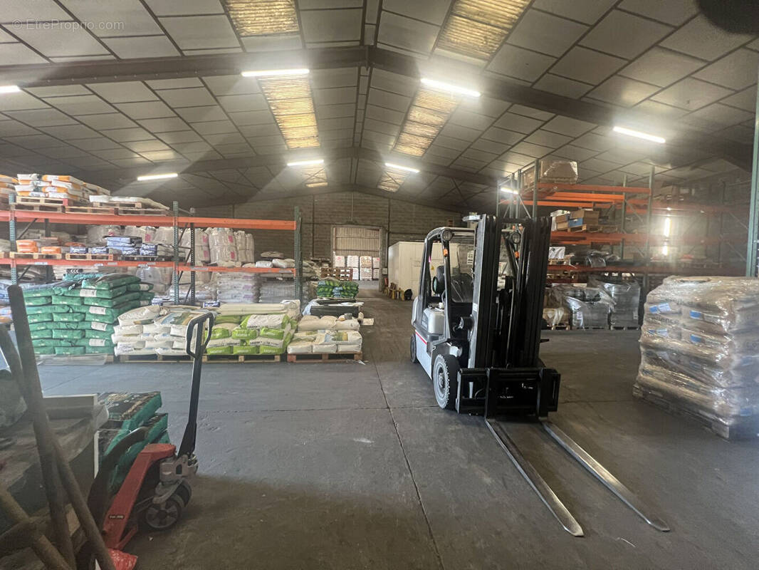 Commerce à ROUSSILLON