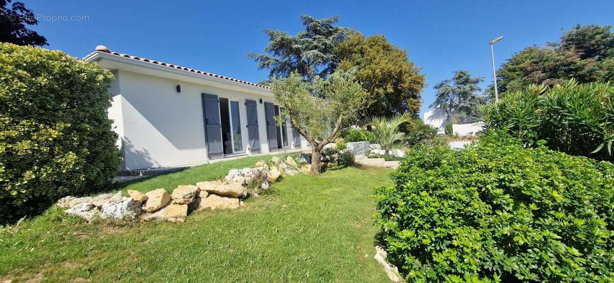 Maison à NIEUL-SUR-MER