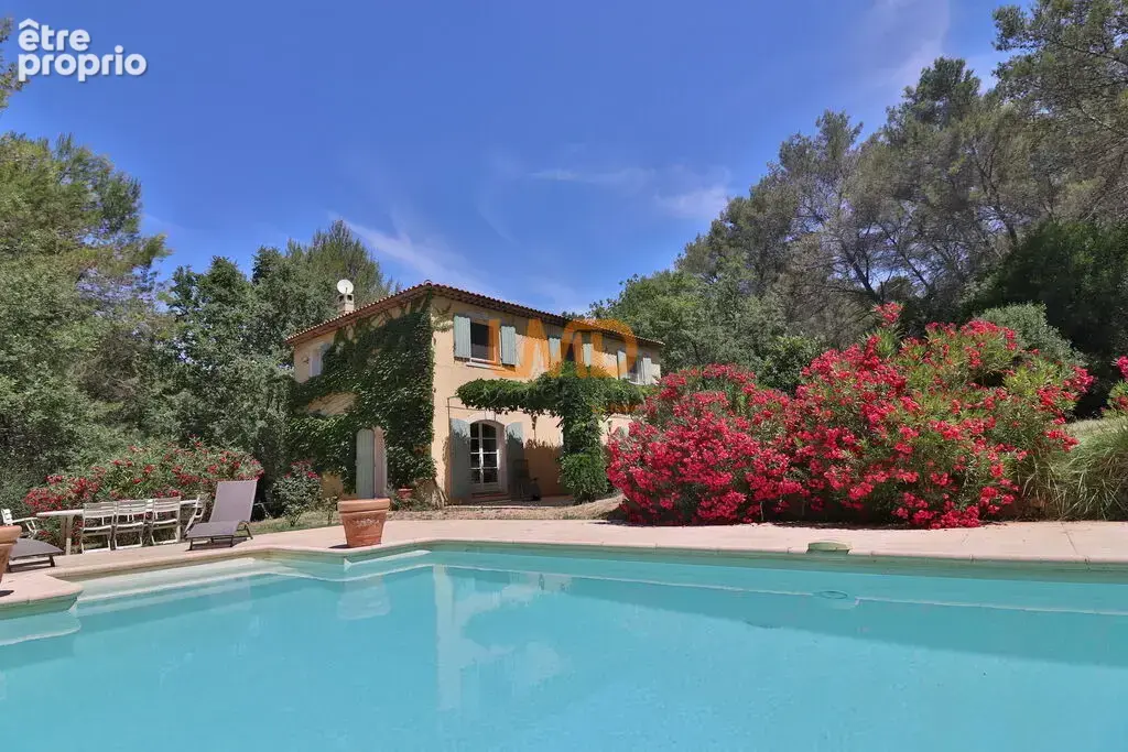Bastide de charme 4 chambres Terrain 7200m2 Piscine Calme Plein - photo 9