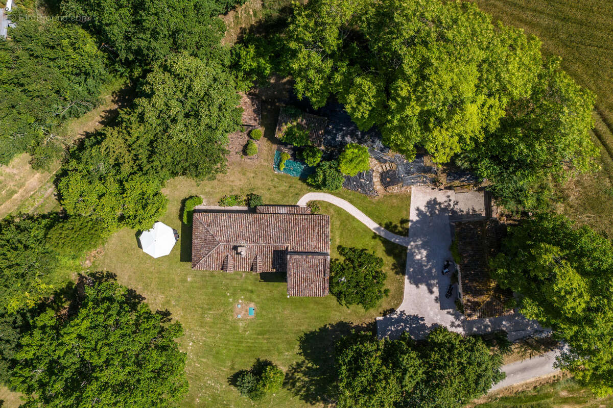 Maison à LAUZERTE