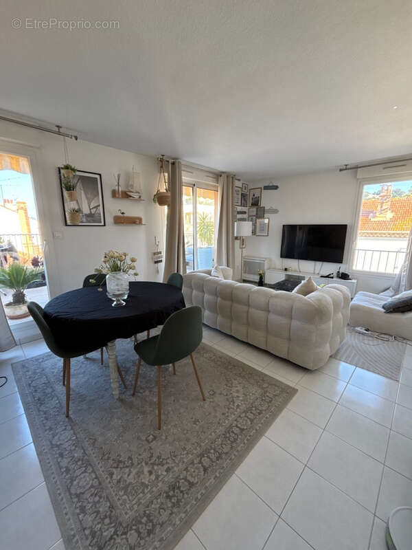 Appartement à HYERES