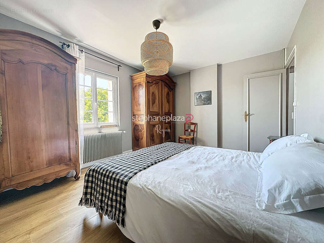 Maison à SAINT-SULPICE-DE-ROYAN