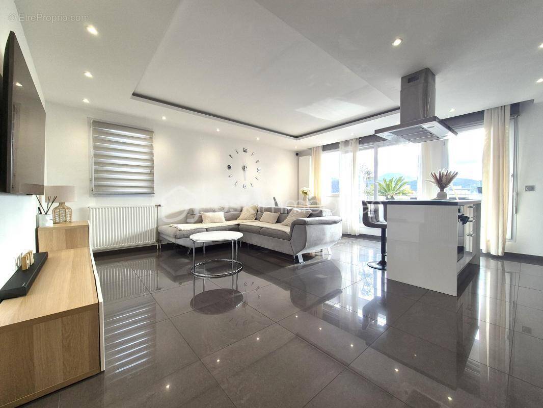 Appartement à ECHIROLLES