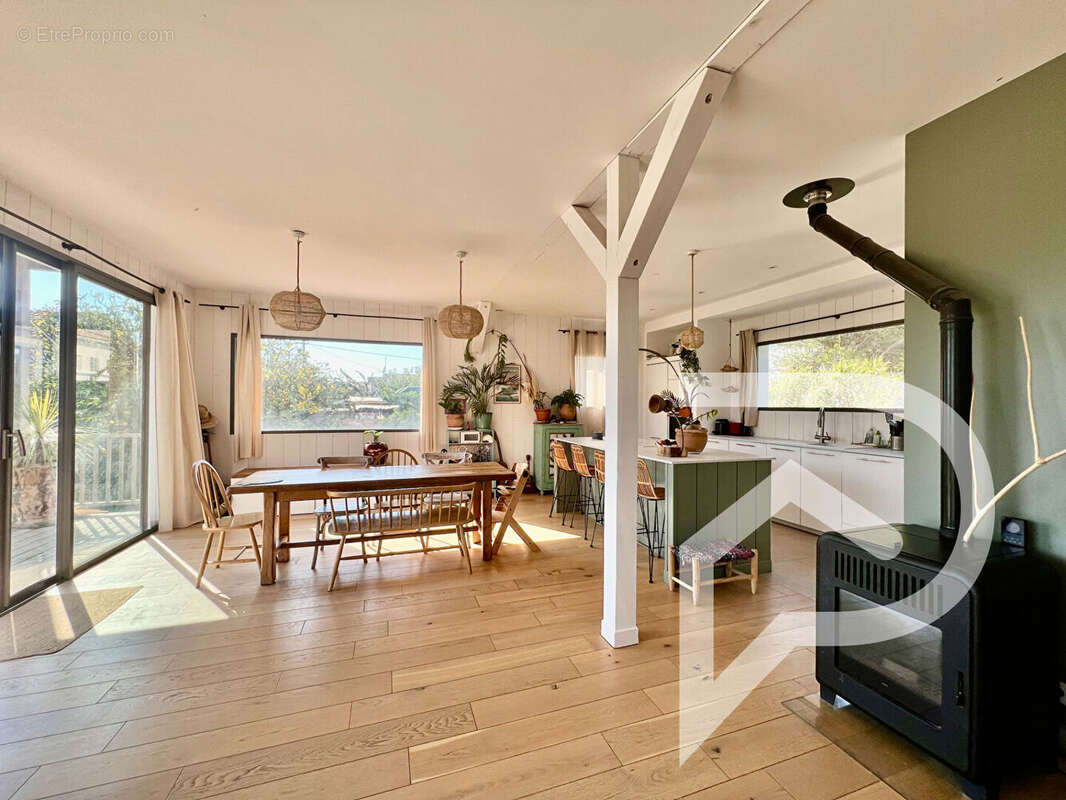 Maison à FRONTIGNAN