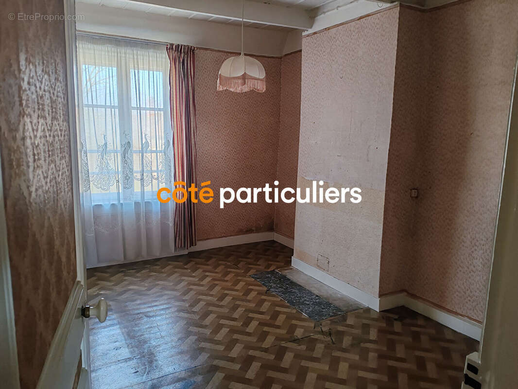 Maison à BEUVRON-EN-AUGE