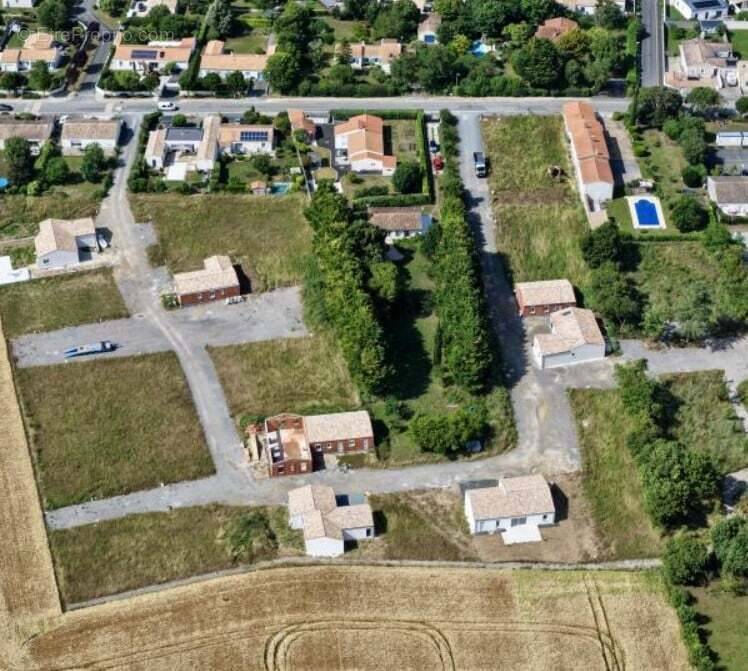 Terrain à LA ROCHELLE