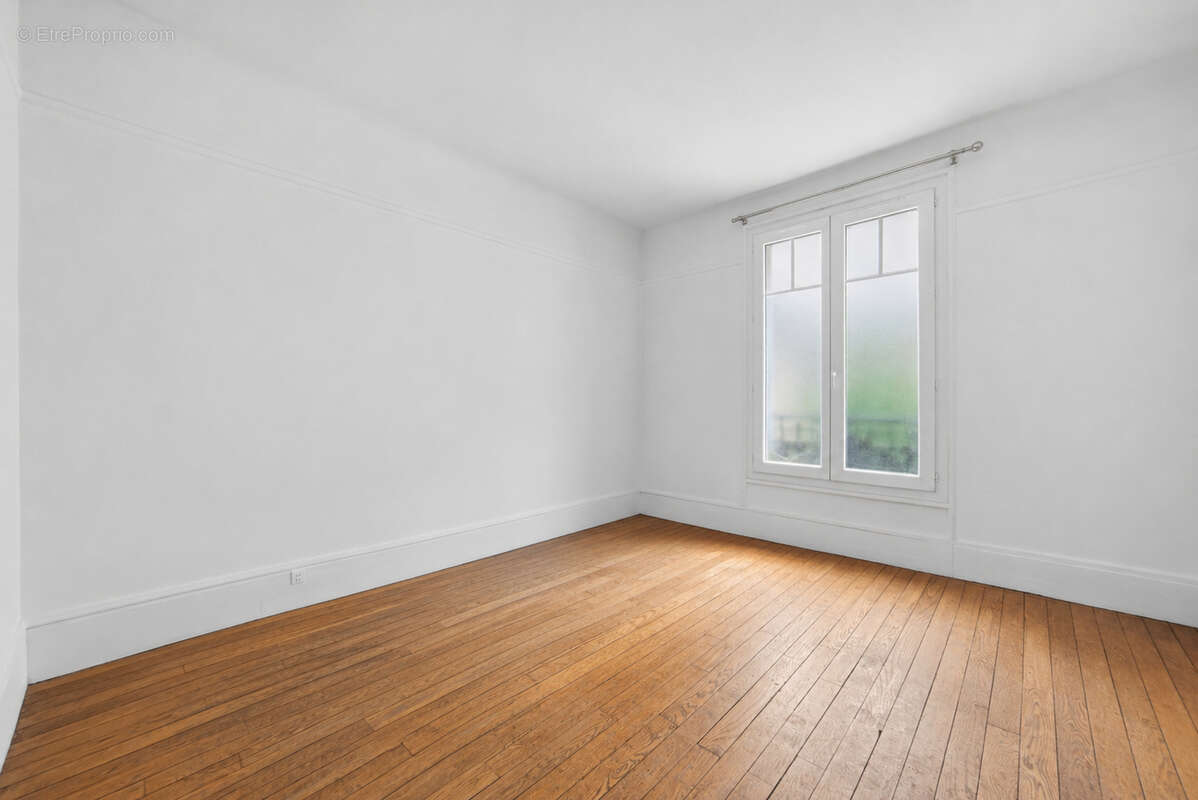 Appartement à PARIS-20E