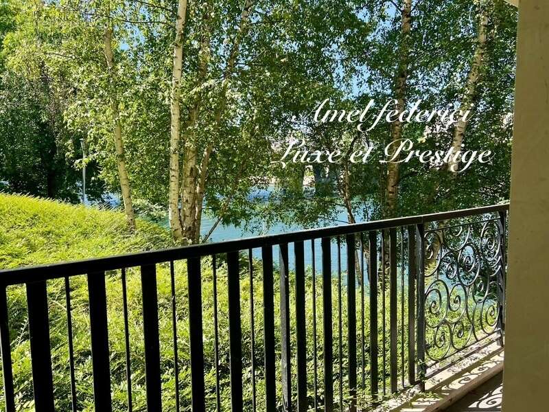 Appartement à NEUILLY-SUR-SEINE