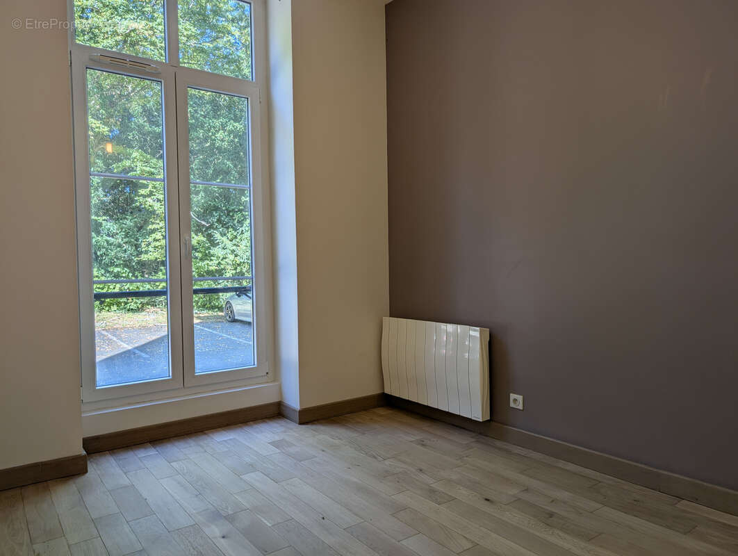 Appartement à SAINT-JEAN-DE-BRAYE