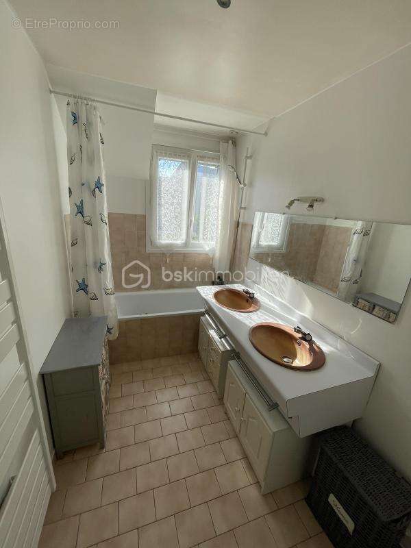 Maison à VILLEPREUX