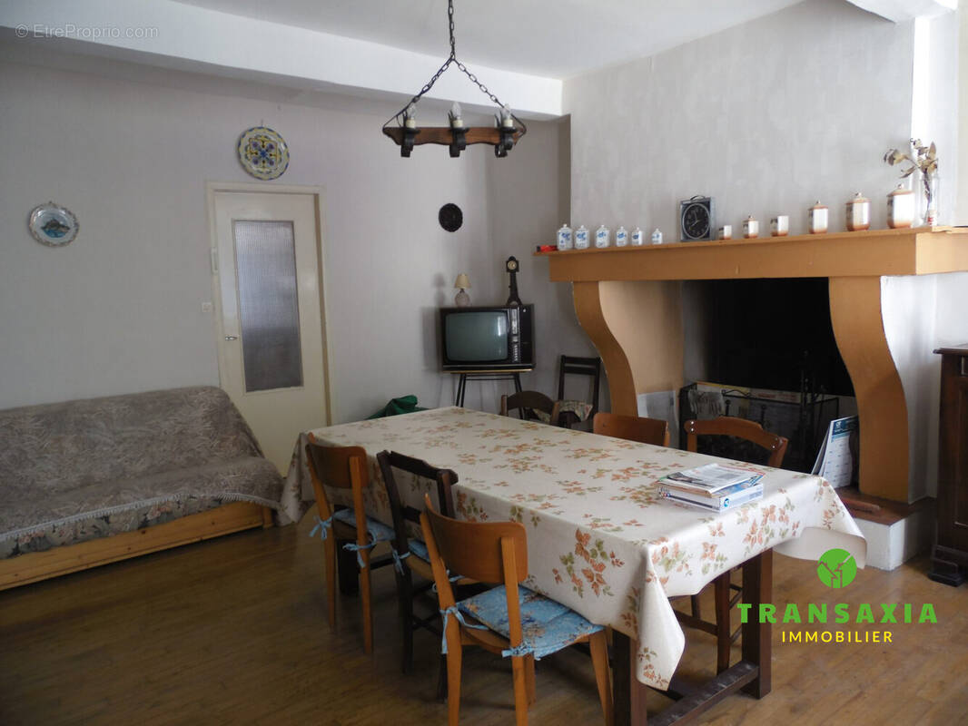 Maison 95 m² à Saint-Lary  - photo 3