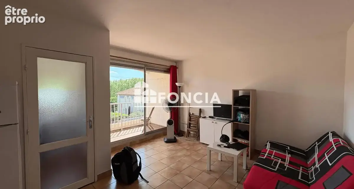 Bagnols-sur-Cèze – T1 loué avec terrasse et cellier, belle opportunité d'investissement - photo 1